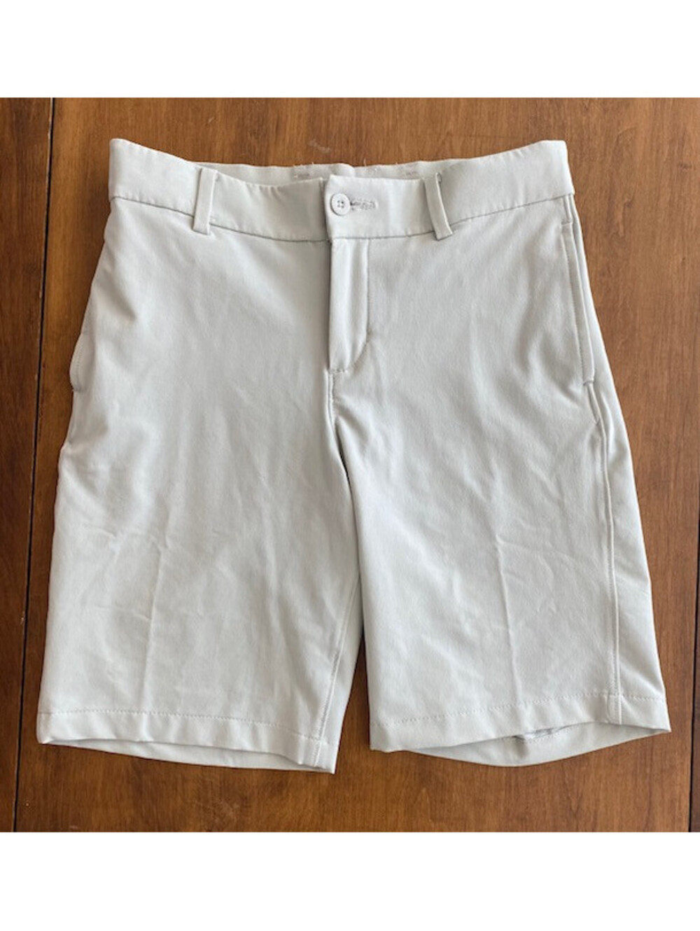 NIKE GOLF Dri-Fit GOLF SHORTS Standard Fit in LIGHT BONE Big Boys Medium